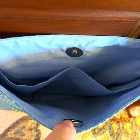 Handmade Under the Sea Crossbody Bag w/ Zip Front Pocket & Magnetic Snap Closure - Picture 4 of 7